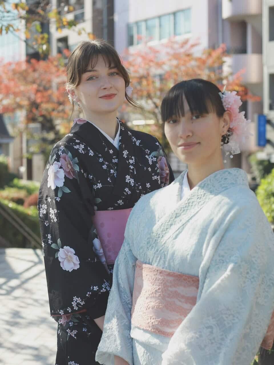 花柄の着物コーディネートの撮影例Instagram投稿のサムネイル