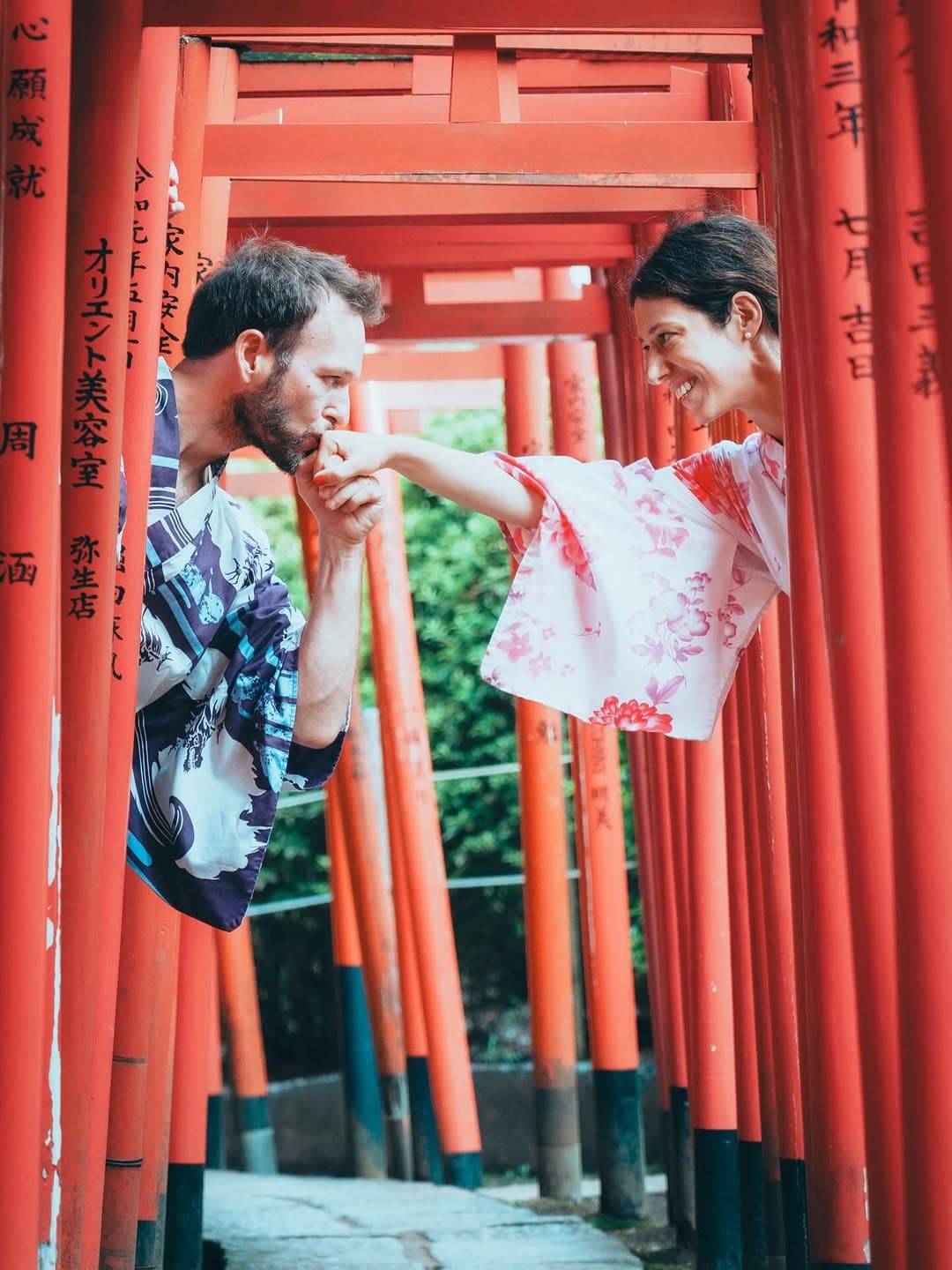 浅草での記念撮影スポットと写真を紹介するInstagram投稿のサムネイル